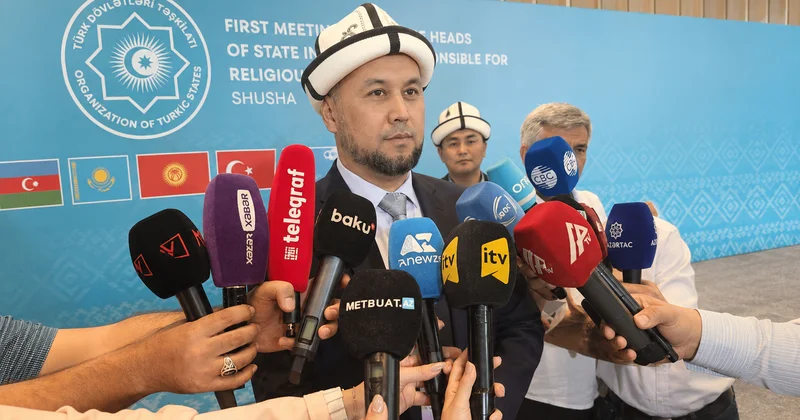 “Azərbaycanın qardaş xalqını yaxından hiss edirik” Qırğızıstan rəsmisi