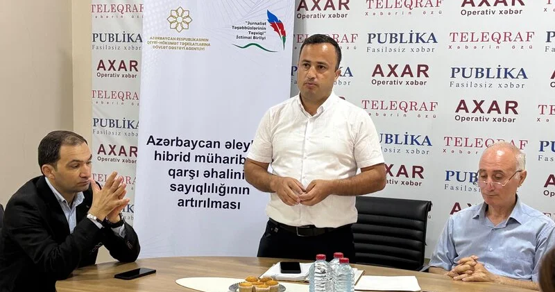 “Azərbaycan əleyhinə hibrid təhdidlərə qarşı əhalinin sayıqlığının artırılması” mövzusunda ictimai müzakirə keçirilib FOTO