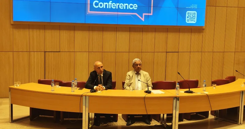 Məktəblərdə süni intellekt tədris olunacaq? Nazir CAVABLADI