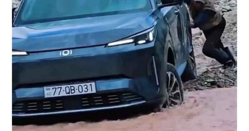 Çayda ilişib qalan Çin avtomobilinin dadına niva çatdı (Video)