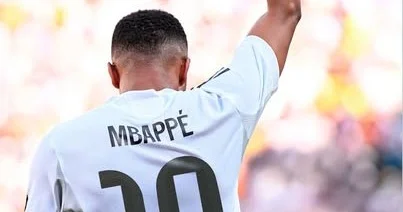 Real Madrid in 10 nömrəli futbolçusu