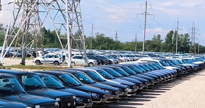 Rusiyanın avtomobil zavodları qısa iş həftəsinə keçdi