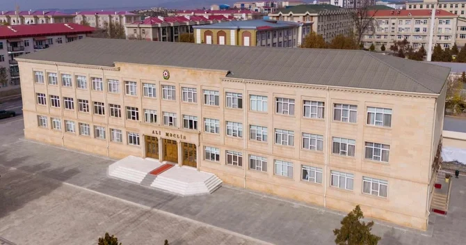 Naxçıvan Ali Məclisi üçün yeni avtomobillər alınacaq QİYMƏT