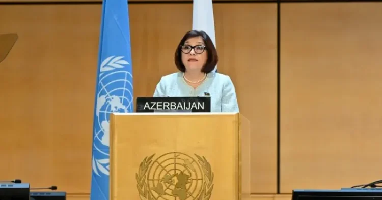 Sahibə Qafarova 6 cı Dünya Konfransında ümumi müzakirələrə sədrlik etdi