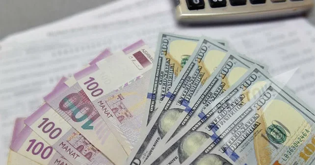Dolların məzənnəsi DƏYİŞDİ: Manatın yeni kursu BELƏ OLACAQ