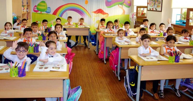 121 min uşağın birincə sinfə qəbulu yekunlaşıb