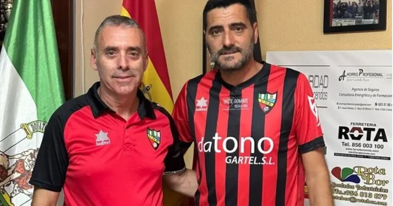 Millinin keçmiş futbolçusu 44 yaşında klubunu dəyişdi