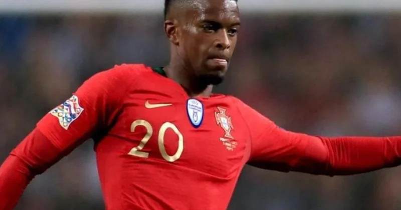 Portuqaliya millisinin futbolçusu “Fənərbağça”da