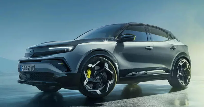 Opel представил горячий электрокроссовер Mokka GSE ФОТО