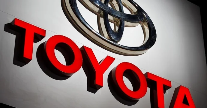 Toyota nın avtomobil satışlarını rekord səviyyəyə çatıb