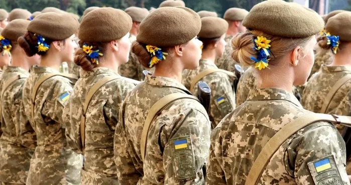Украина вводит автоматическую постановку на воинский учет женщин медиков