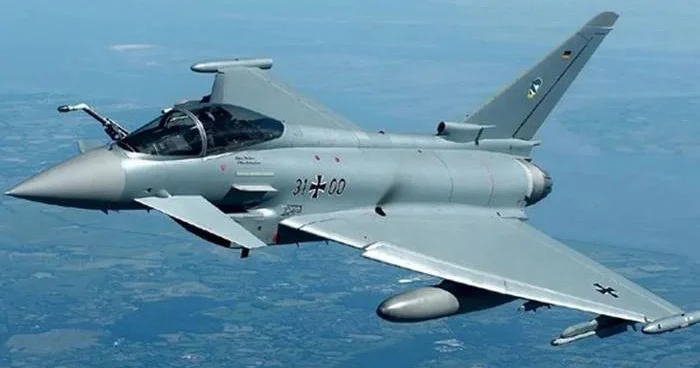 Almaniya bir neçə milyard avro dəyərində hərbi texnika almağa hazırlaşır