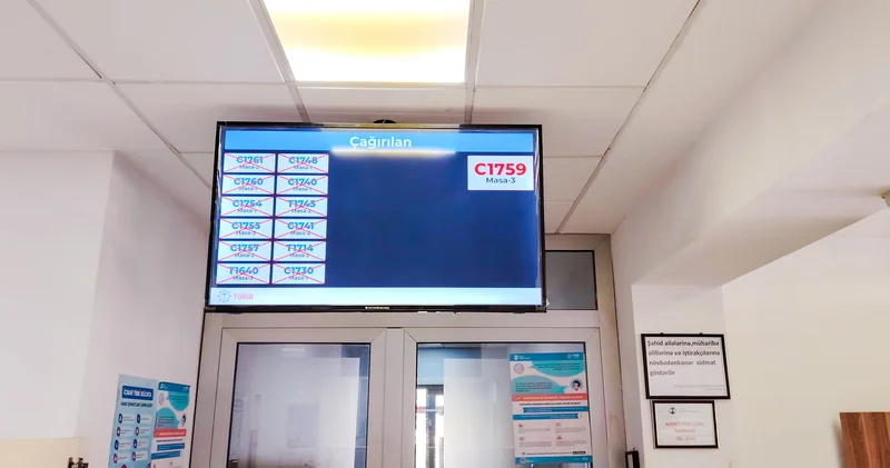Daha üç tibb müəssisəsində elektron növbə sistemi qurulub