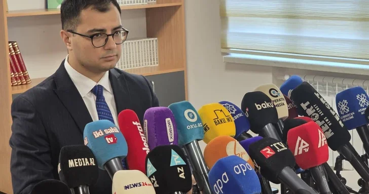 Нурлан Исмайылбейли: Более 121 000 детей уже зачислены в первые классы Азербайджана