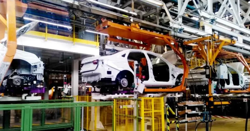 Четырехдневка и снижение зарплат: АвтоВАЗ рассказал правду