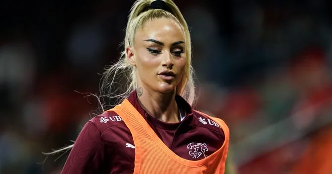 Mən Messi və Ronaldudan daha yaxşıyam Alişa Lehman