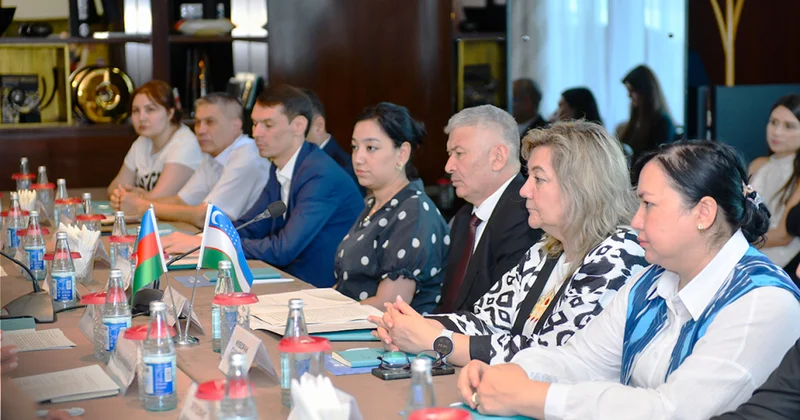 Azərbaycan və Özbəkistan arasında icbari tibbi sığorta sahəsində əməkdaşlığa dair məsələlər müzakirə olunub FOTOLAR