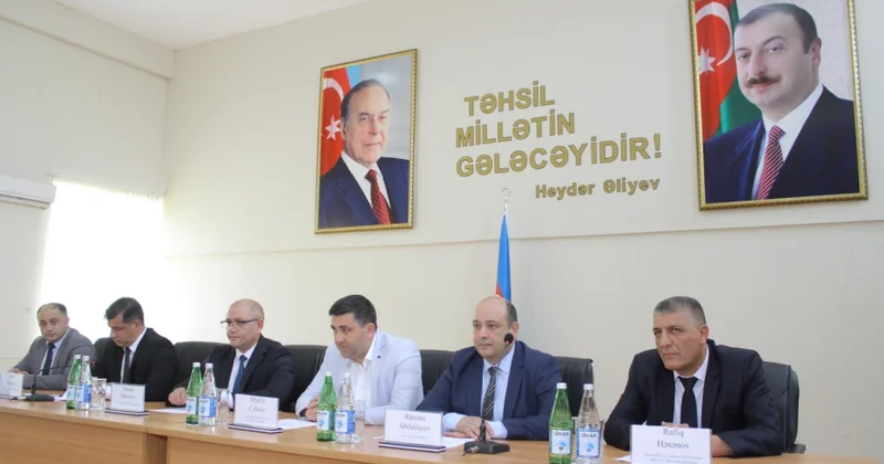 Gəncədə peşə təhsil mərkəzlərində təlimləri uğurla başa vuran 62 müdavimə sertifikatlar verilib
