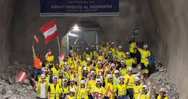 İtaliya və Avstriya arasında Alp dağlarının altında tunel tikilib