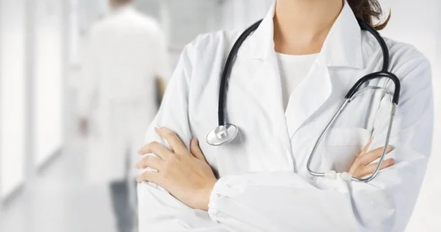 Bakının ən böyük klinikasının baş həkimi işdən çıxarıldı