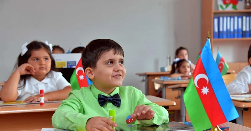 Məktəbəhazırlıq qruplarına 16 mindən çox uşaq qeydiyyatdan keçib