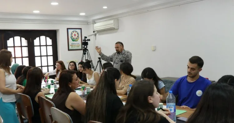 Art terapiya üzrə beynəlxalq təlim uğurla başa çatdı FOTOLAR