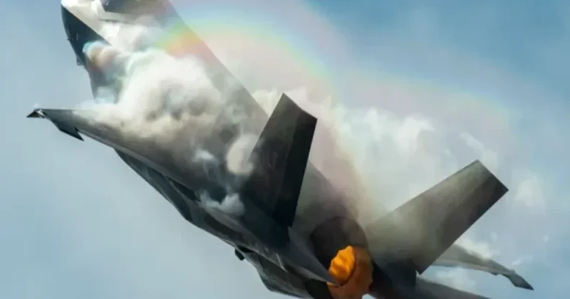 SEPAH Qeşm adasına hücuma cavab olaraq ABŞ ın 3 ədəd F 35 təyyarəsini məhv etdiyini açıqlayıb