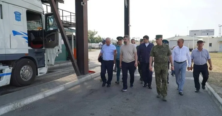 Dağıstan hökümətinin başçısı Azərbaycanla sərhədə gəldi