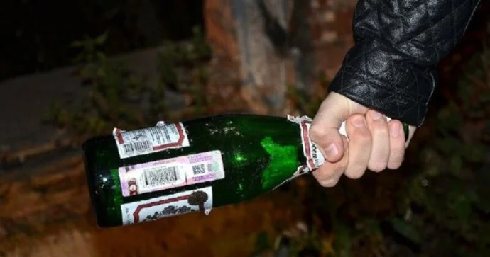 Şamaxıda pivə butulkası ilə iki nəfəri yaralayan şəxs cəzalandırıldı