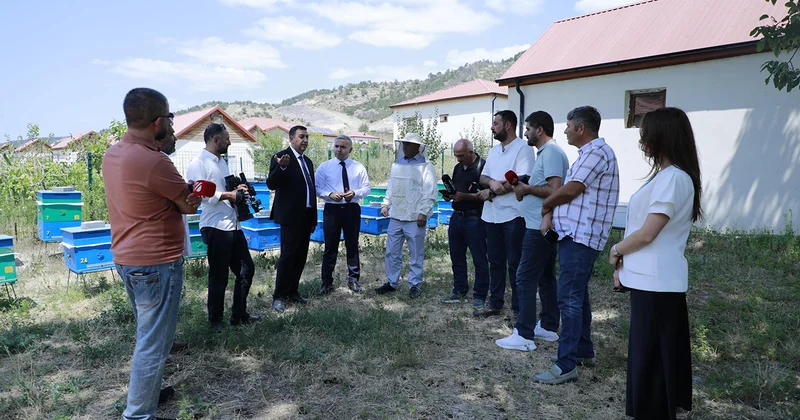 Laçında kiçik təsərrüfatlara mediatur təşkil edildi Fotolar