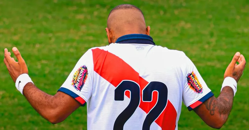 “Deportivo Munisipal” 1000 sponsorla maliyyə böhranından çıxdı FOTO