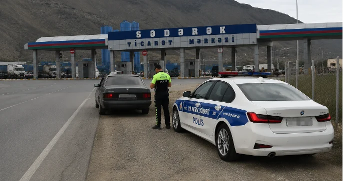 Yol polisi Sədərək ərazisində sürücüləri cərimə edə bilər? QANUNLA BELƏDİR