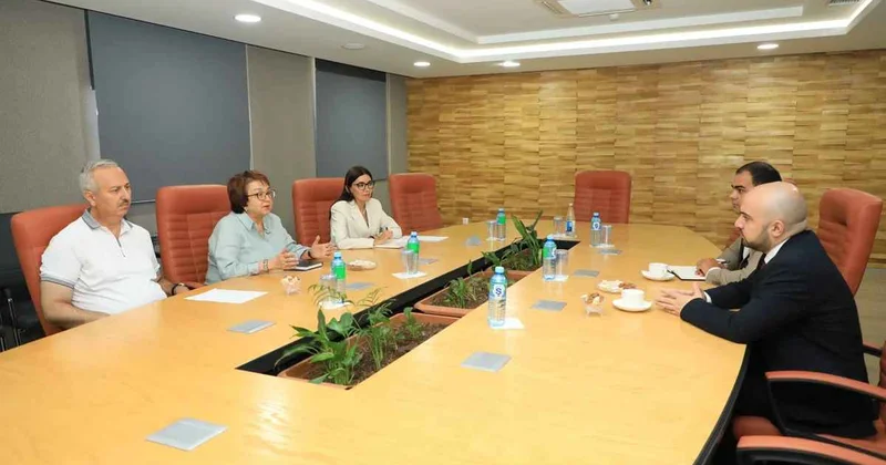 Məleykə Abbaszadə V Yüksəliş müsabiqəsinin qalibləri ilə növbəti görüş keçirib