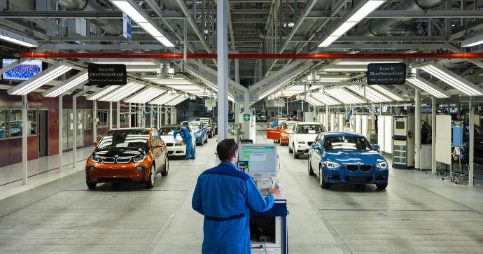 Rusiyada BMW nin xəbəri olmadan BMW istehsal edirlər