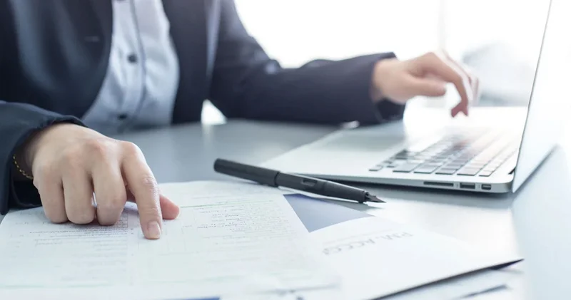 İntaş Construction and Solutions un bank hesabına həbs qoyuldu