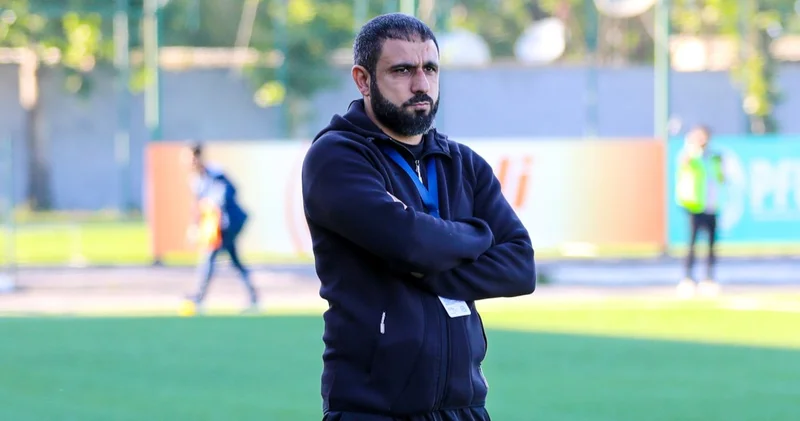 “Oyunun axarı artıq göstərirdi ki, qol vura bilməyəcəyik” Rəşad Sadıqov