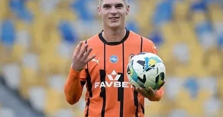 Ukrayna millisinin ən bahalı futbolçularından biri “Benfika” ilə müqavilə bağlayacaq