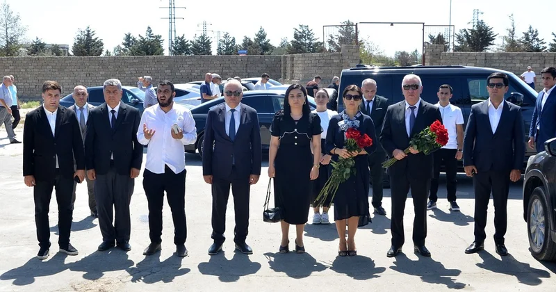 Millət vəkili Günay Əfəndiyeva Pirallahıda FOTOLAR