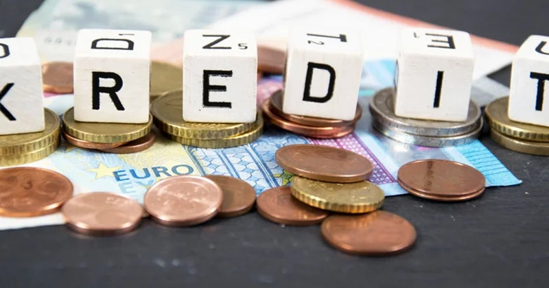 Azərbaycan iqtisadiyyatına kredit qoyuluşu 11 % artıb