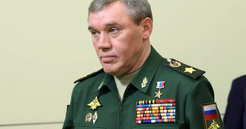 Герасимов заявил о продолжении наступательных действий России в Украине Minval Politika