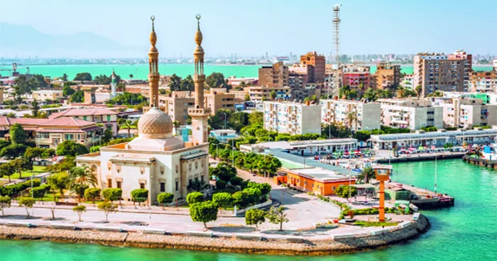 Misirdə qatar aşdı 2 ölü, 50 yaralı FOTOLAR