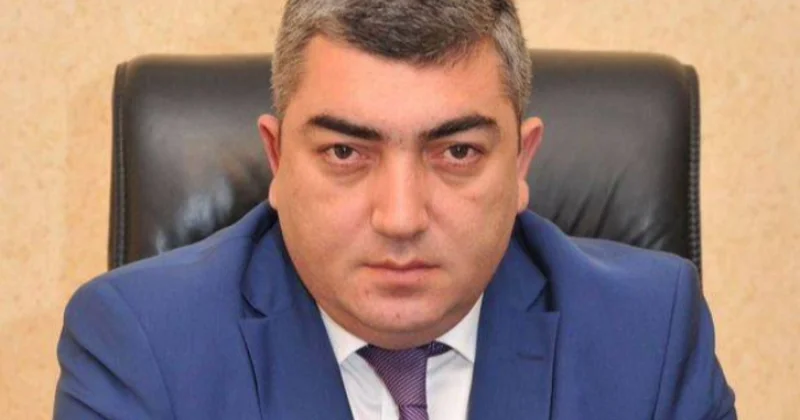 Qubada məmur sakinləri təhqir etdi Vəzifəsindən azad olundu (FOTOLAR)