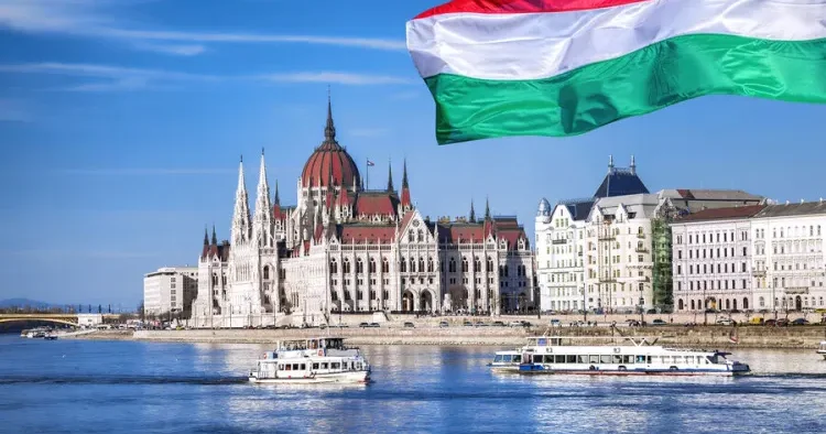 Macarıstan Ukraynadakı münaqişə səbəbindən maliyyə itkilərini hesabladı