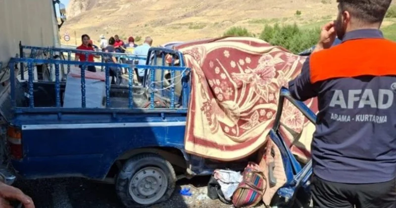 Türkiyədə iki yük maşını toqquşub: ölənlər və yaralananlar var