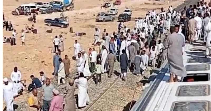 Misirin şimalında qatar qəzaya uğrayıb, üç nəfər ölüb