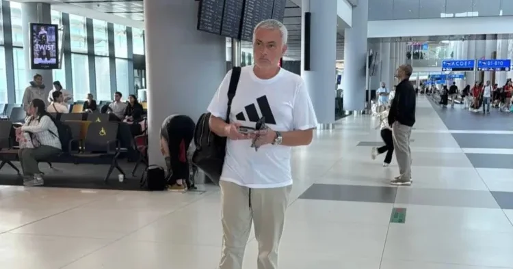Mourinyo İstanbuldan ayrıldı FOTOLAR