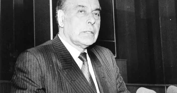 Ali Sovet 1991 ci il avqustun 30 da tarixi qərar qəbul etmişdi