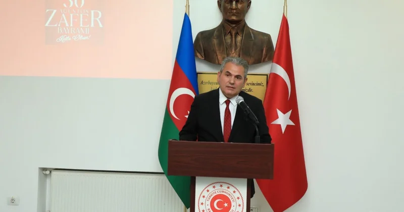 Gəncədə 30 Avqust Türkiyənin Zəfər Bayramı Günü qeyd olunub