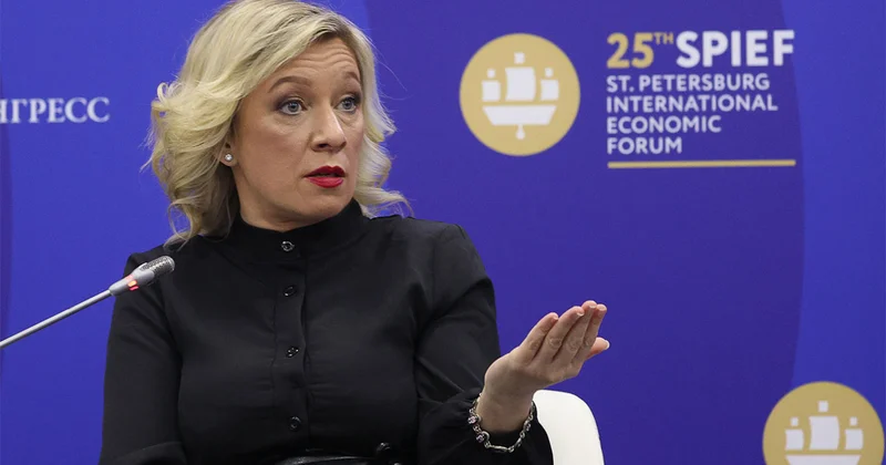 Захарова послала Мерца... к психиатрам