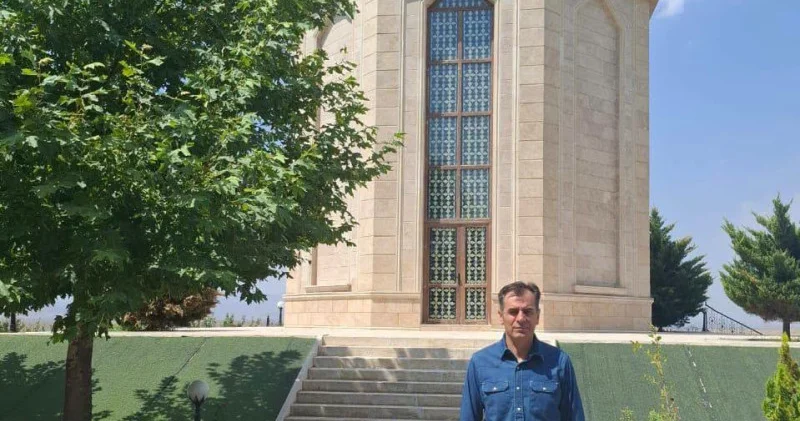 “İmam övladları, seyidlər Azərbaycana niyə gəliblər?” Elxan Şükürlü yazır